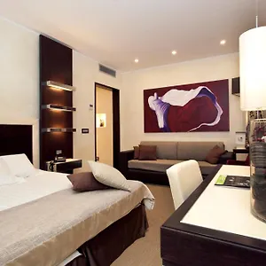 Les Fleurs Luxury House *** רומא