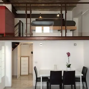 Apartment Inner House